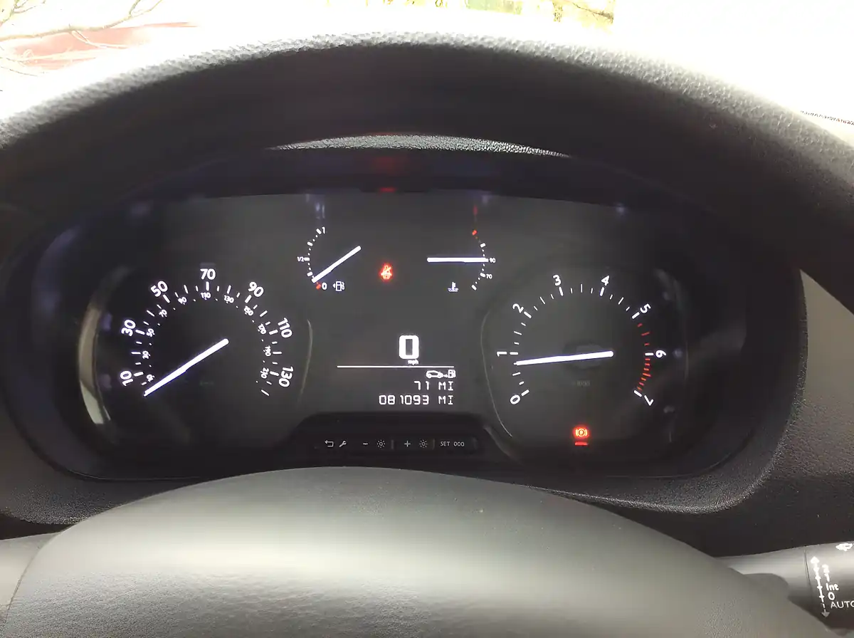 Used 2022 Vauxhall Vivaro Sportive White - Interior and Exterior details 9