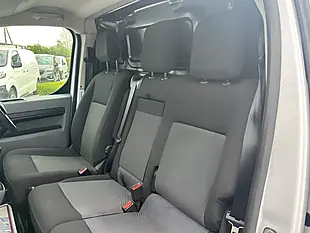 Used 2022 Vauxhall Vivaro Sportive White - Interior and Exterior details 14
