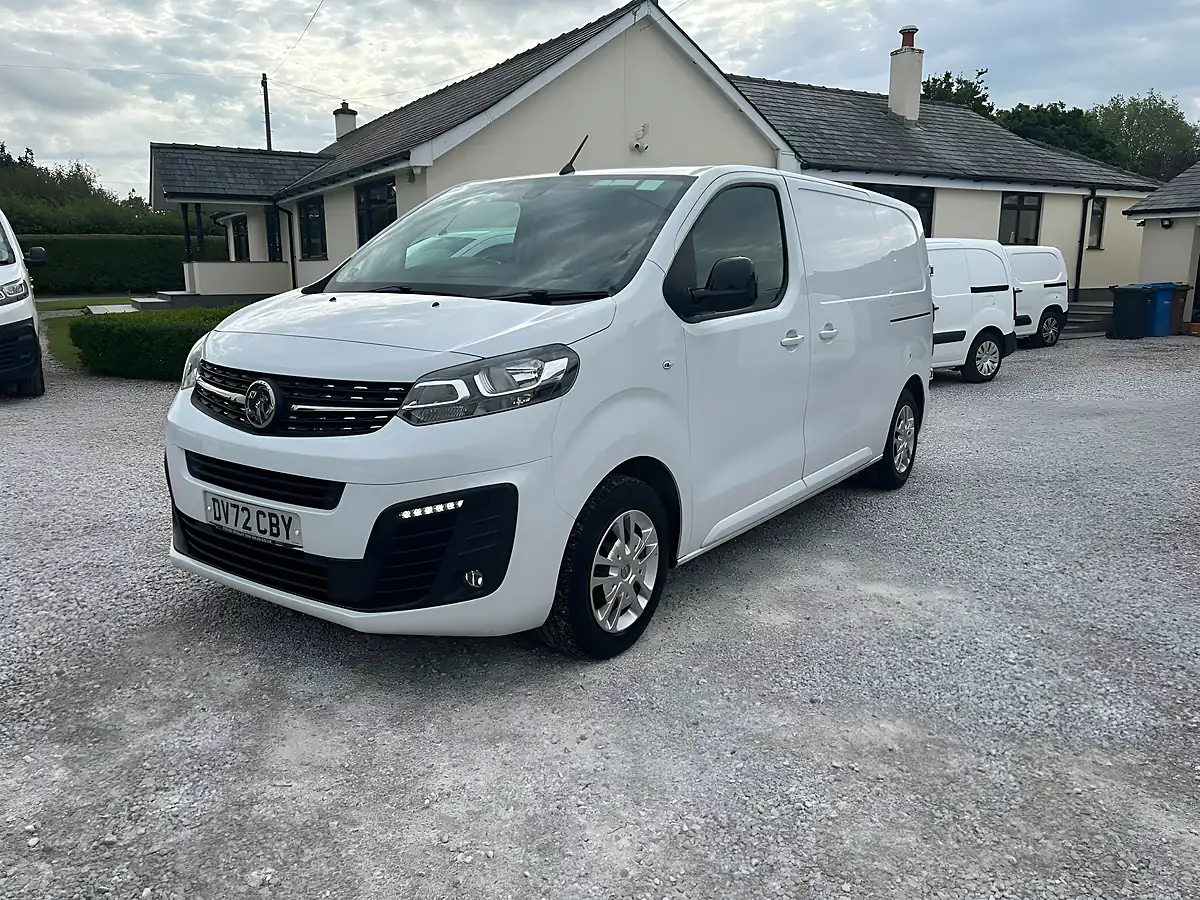 Used 2022 Vauxhall Vivaro Sportive White - Interior and Exterior details 4