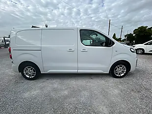 Used 2022 Vauxhall Vivaro Sportive White - Interior and Exterior details 9