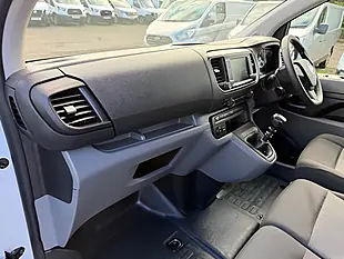 Used 2022 Vauxhall Vivaro Sportive White - Interior and Exterior details 16