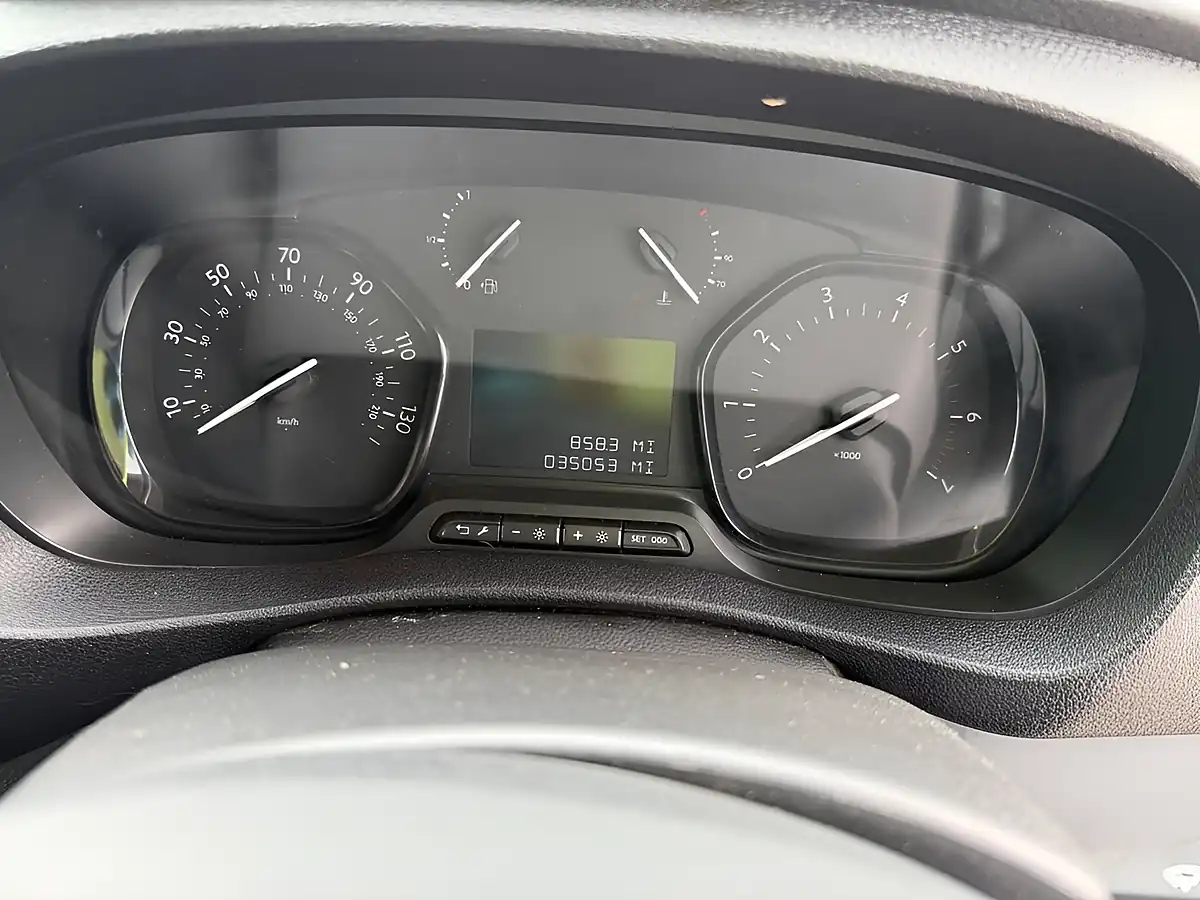 Used 2022 Vauxhall Vivaro Sportive White - Interior and Exterior details 17