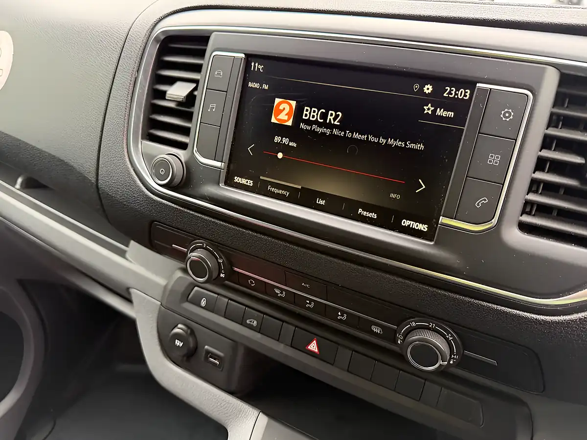 Used 2022 Vauxhall Vivaro Sportive White - Interior and Exterior details 19