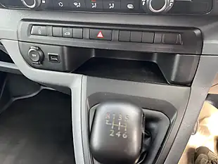 Used 2022 Vauxhall Vivaro Sportive White - Interior and Exterior details 10
