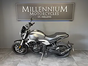 Used 2022 Voge 500 Ac Grey - Interior and Exterior details 11