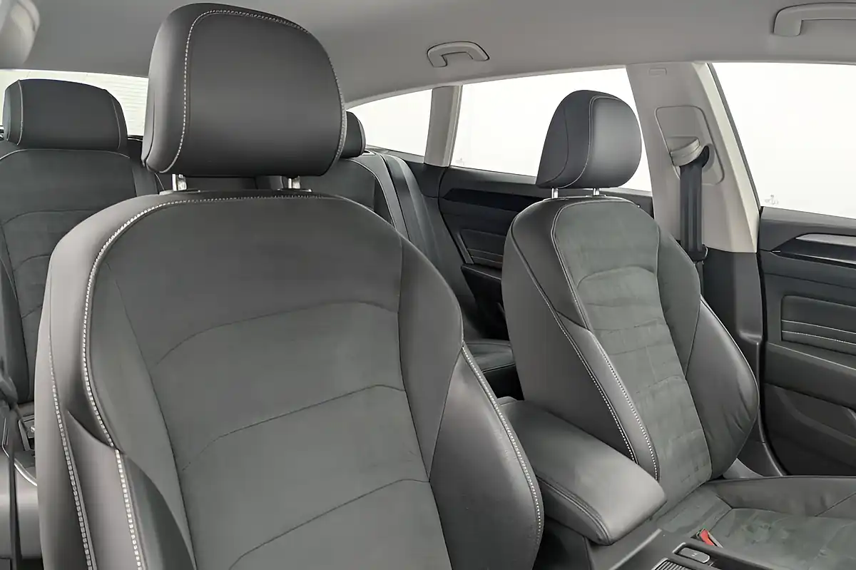 Used 2022 Volkswagen Arteon Elegance Grey - Interior and Exterior details 14