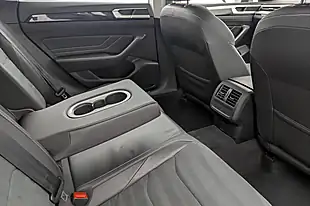 Used 2022 Volkswagen Arteon Elegance Grey - Interior and Exterior details 16