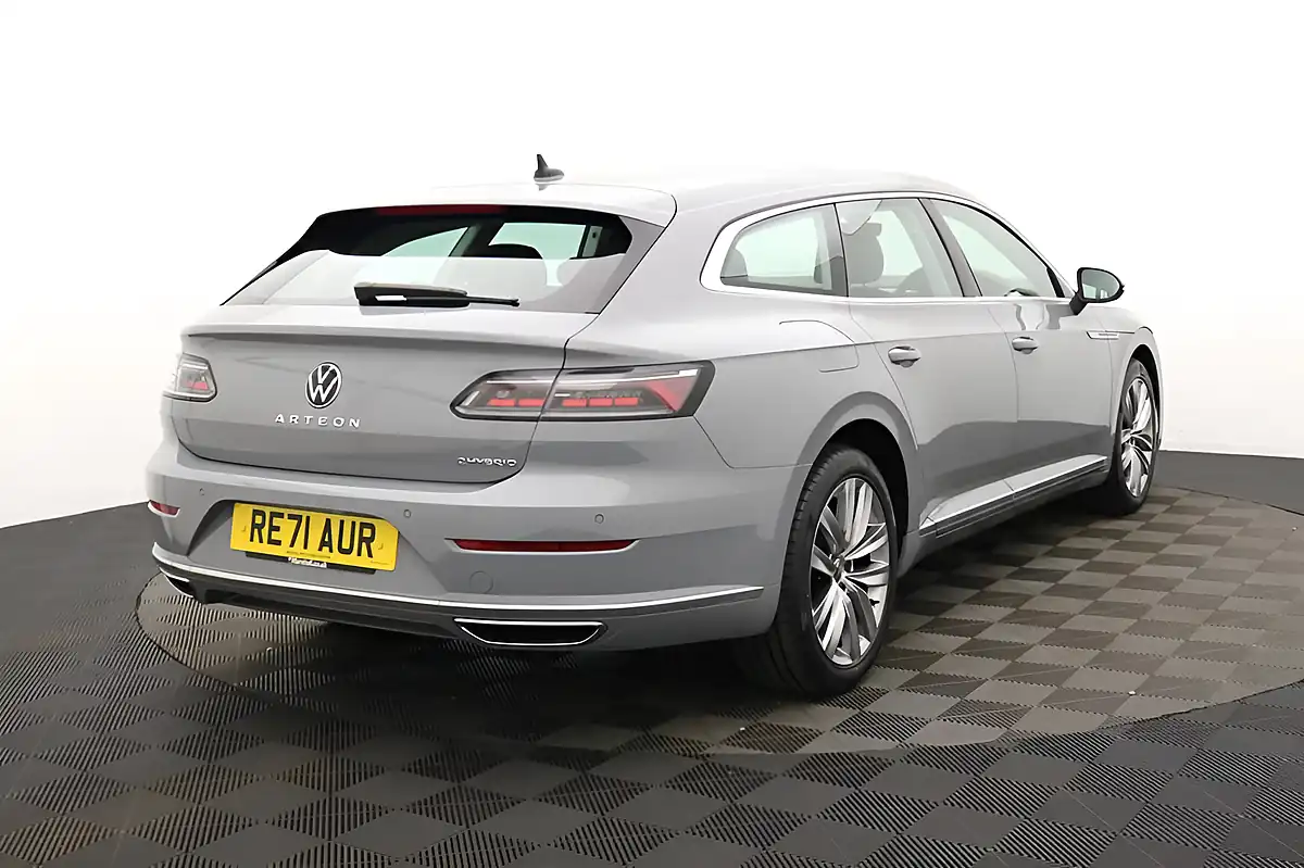 Used 2022 Volkswagen Arteon Elegance Grey - Interior and Exterior details 4
