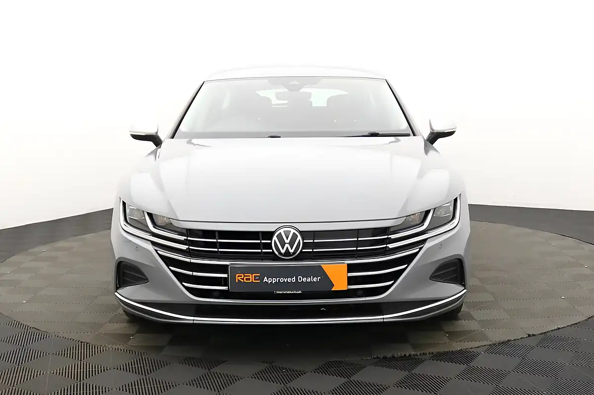 Used 2022 Volkswagen Arteon Elegance Grey - Interior and Exterior details 9