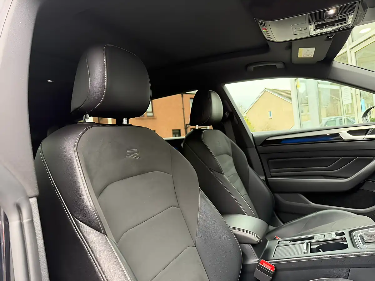 Used 2022 Volkswagen Arteon R-Line Shooting Brake Black - Interior and Exterior details 12