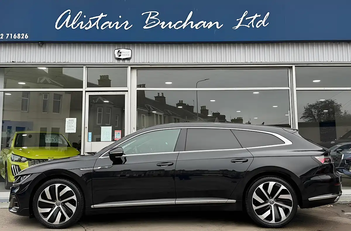 Used 2022 Volkswagen Arteon R-Line Shooting Brake Black - Interior and Exterior details 3