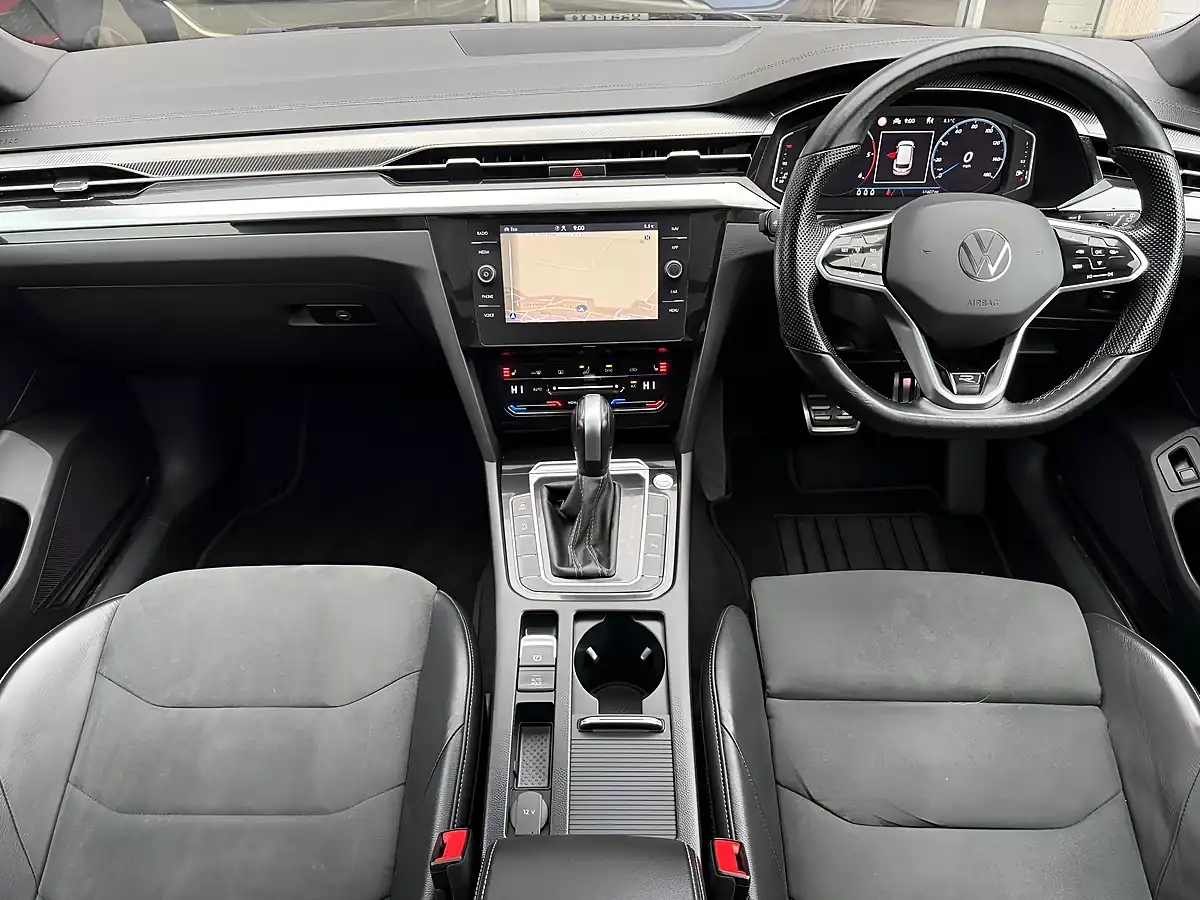Used 2022 Volkswagen Arteon R-Line Shooting Brake Black - Interior and Exterior details 9