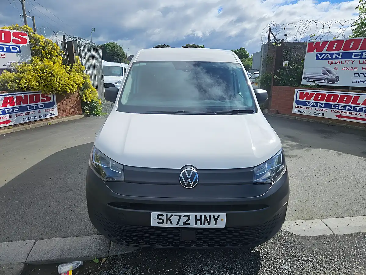Used 2022 Volkswagen Caddy C20 Commerce White - Interior and Exterior details 3