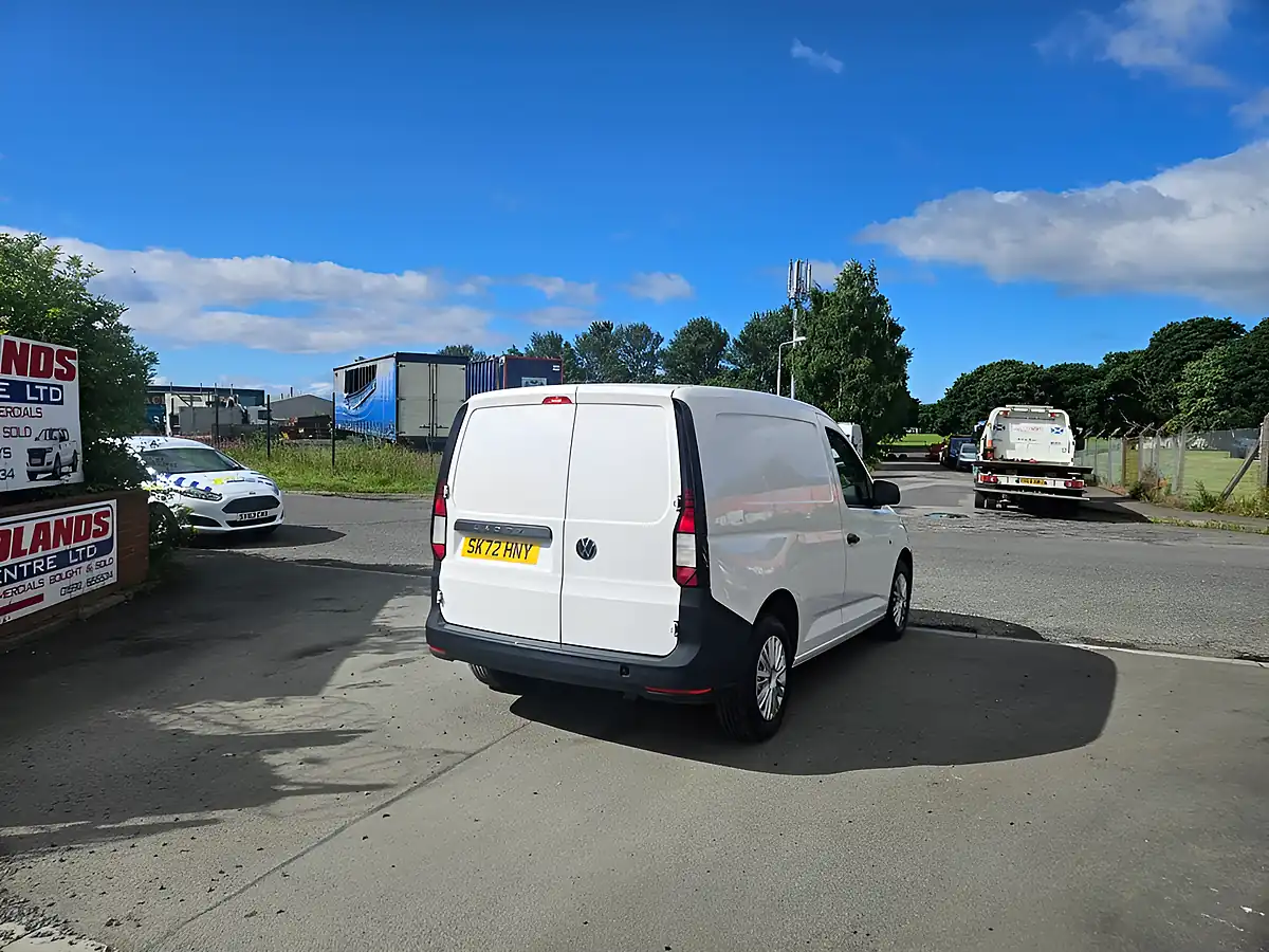 Used 2022 Volkswagen Caddy C20 Commerce White - Interior and Exterior details 8