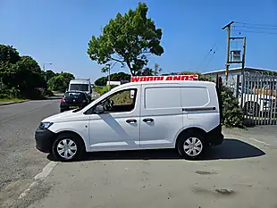 Used 2022 Volkswagen Caddy C20 Commerce White - Interior and Exterior details 5