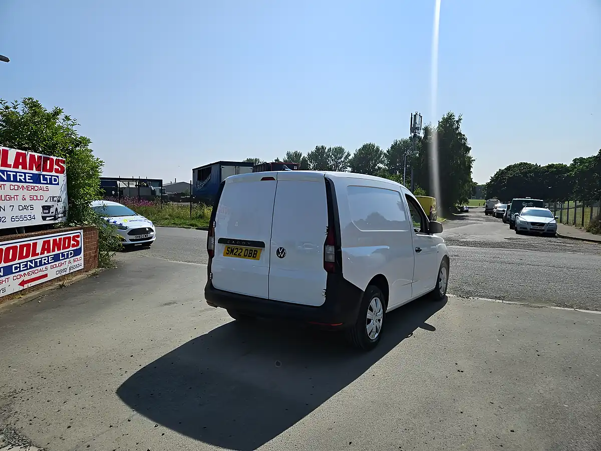 Used 2022 Volkswagen Caddy C20 Commerce White - Interior and Exterior details 8