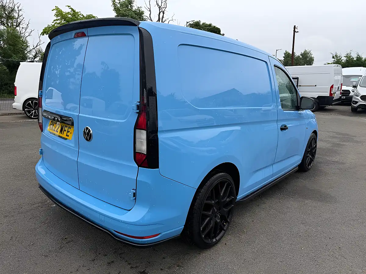 Used 2022 Volkswagen Caddy Commerce Blue - Interior and Exterior details 2