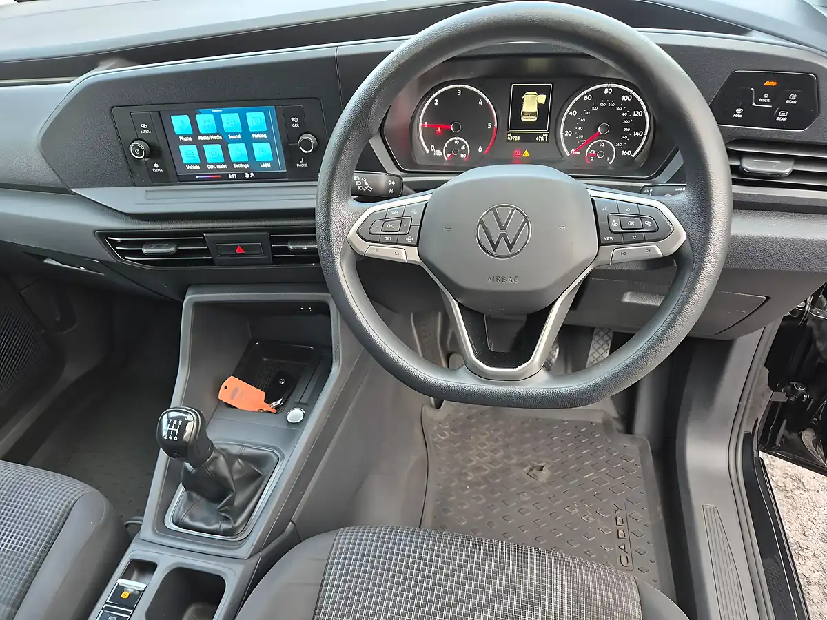 Used 2022 Volkswagen Caddy Maxi Commerce Lwb Black - Interior and Exterior details 3
