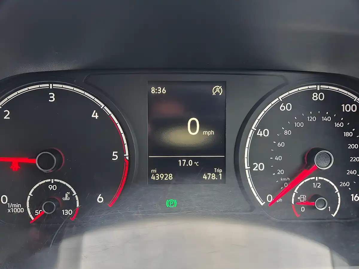 Used 2022 Volkswagen Caddy Maxi Commerce Lwb Black - Interior and Exterior details 5