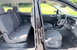 Used 2022 Volkswagen Caddy Maxi Life C20 Black - Interior and Exterior details 8