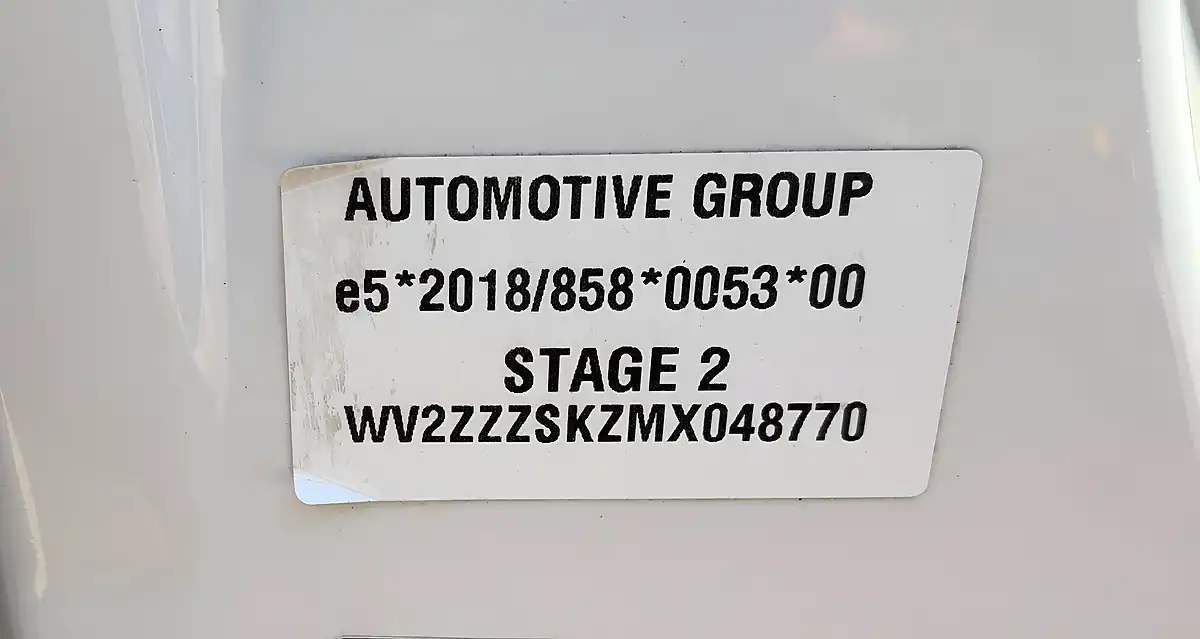 Used 2022 Volkswagen Caddy Maxi Life Maxi Life C20 White - Interior and Exterior details 13