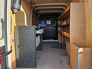 Used 2022 Volkswagen Crafter Cr 35 Trendline White - Interior and Exterior details 9