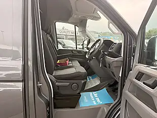 Used 2022 Volkswagen Crafter CR35 Trendline Grey - Interior and Exterior details 14