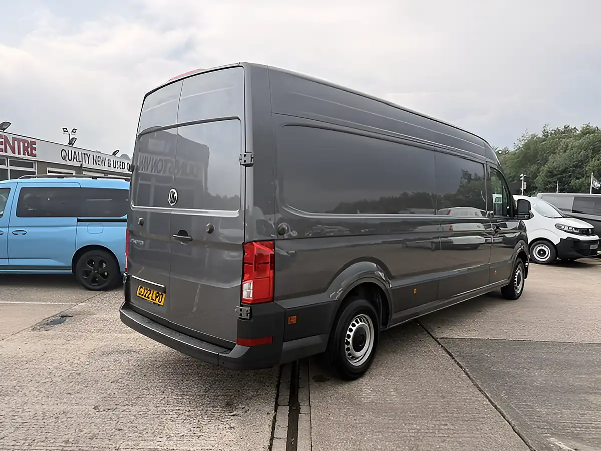 Used 2022 Volkswagen Crafter CR35 Trendline Grey - Interior and Exterior details 3
