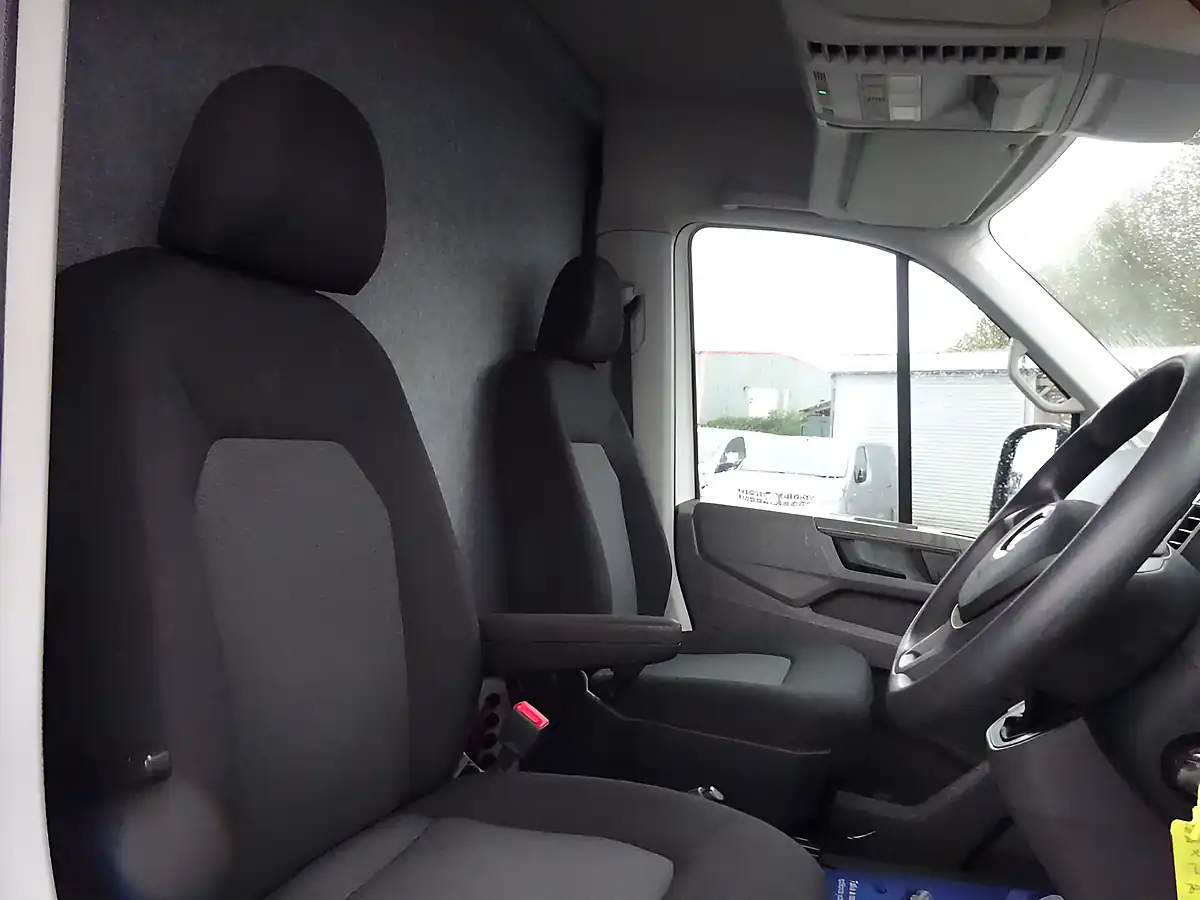 Used 2022 Volkswagen Crafter Lwb White - Interior and Exterior details 12