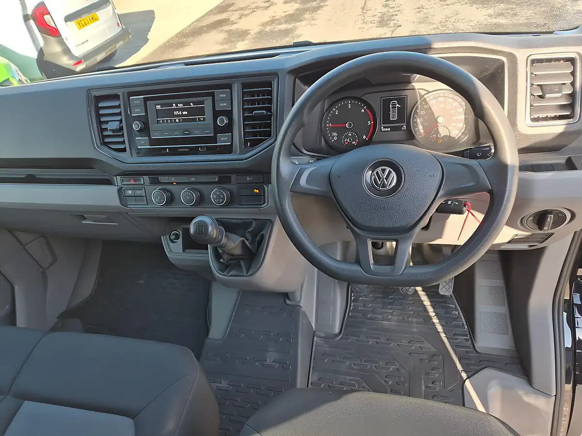 Used 2022 Volkswagen Crafter Startline Black - Interior and Exterior details 2