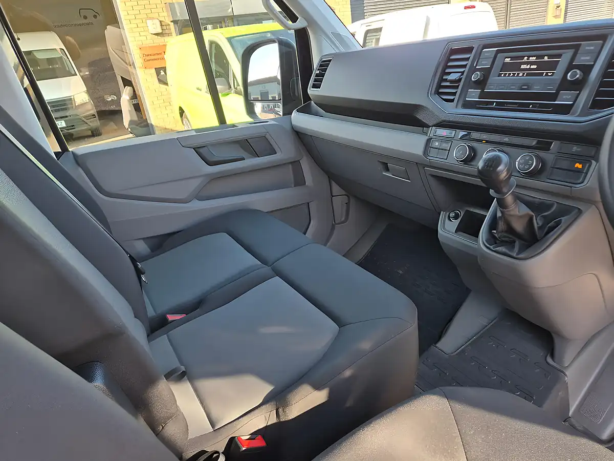 Used 2022 Volkswagen Crafter Startline Black - Interior and Exterior details 9