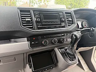 Used 2022 Volkswagen Crafter Startline Business White - Interior and Exterior details 13