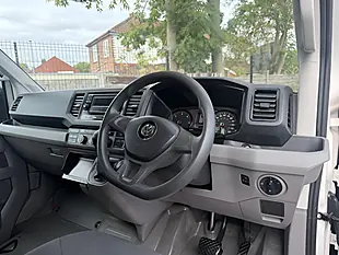 Used 2022 Volkswagen Crafter Startline Business White - Interior and Exterior details 19