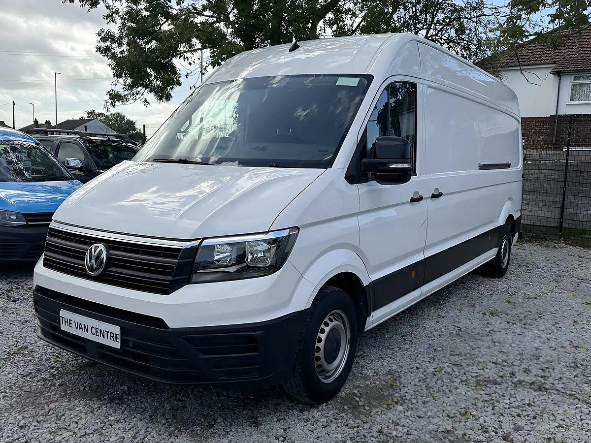 Used 2022 Volkswagen Crafter Startline Business White - Interior and Exterior details 5