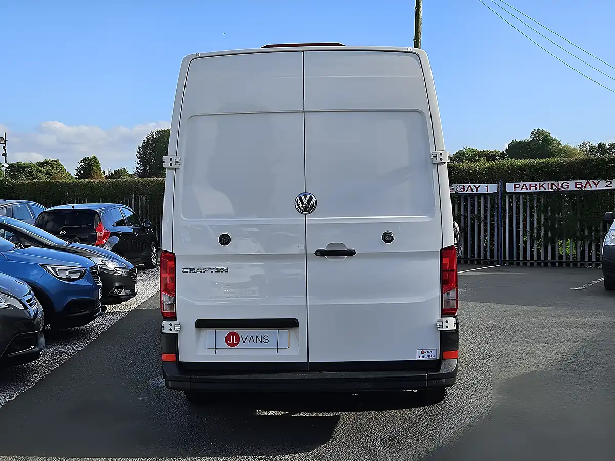 Used 2022 Volkswagen Crafter Startline L3H2 White - Interior and Exterior details 14