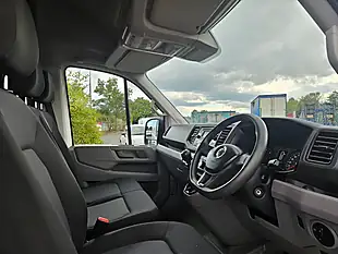 Used 2022 Volkswagen Crafter Startline White - Interior and Exterior details 12