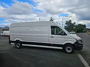 Used 2022 Volkswagen Crafter Startline White - Interior and Exterior details 2