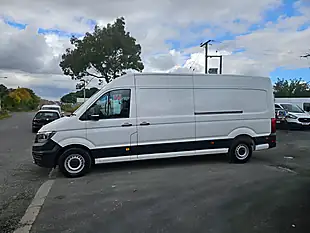 Used 2022 Volkswagen Crafter Startline White - Interior and Exterior details 5