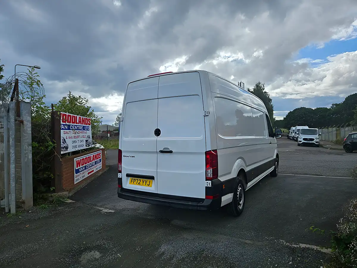 Used 2022 Volkswagen Crafter Startline White - Interior and Exterior details 8