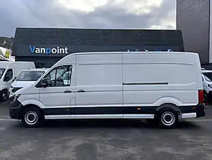 Used 2022 Volkswagen Crafter Startline White - Interior and Exterior details 8