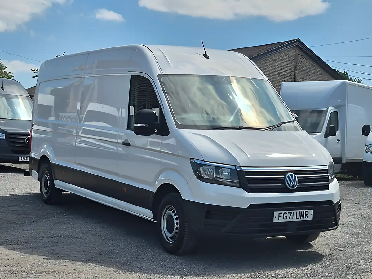 Used 2022 Volkswagen Crafter Startline White - Front View