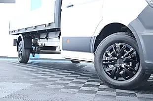 Used 2022 Volkswagen Crafter Startline White - Interior and Exterior details 3