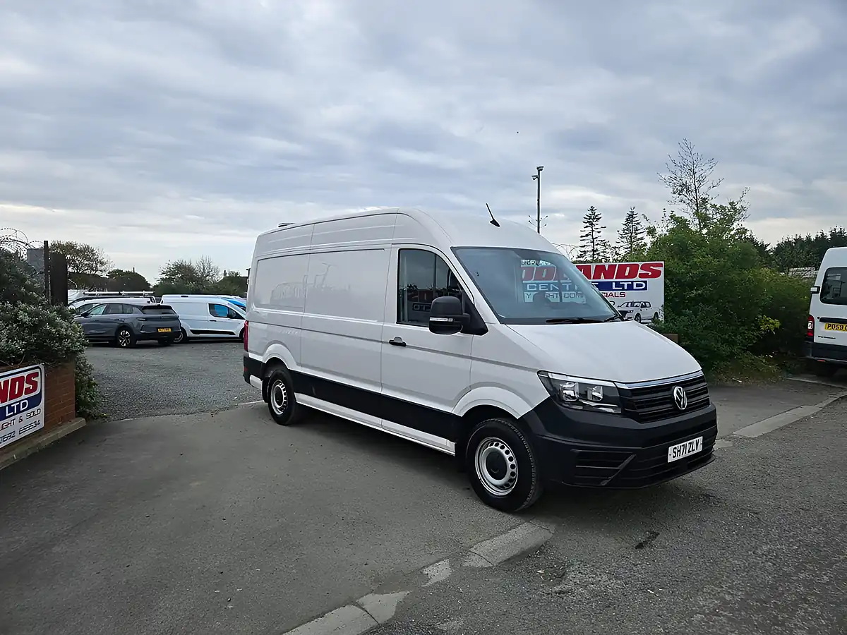 Used 2022 Volkswagen Crafter Startline White - Front View