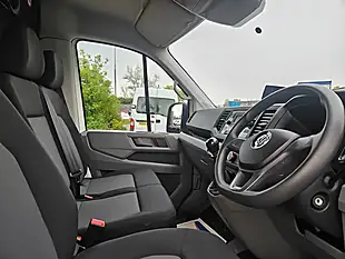 Used 2022 Volkswagen Crafter Startline White - Interior and Exterior details 11