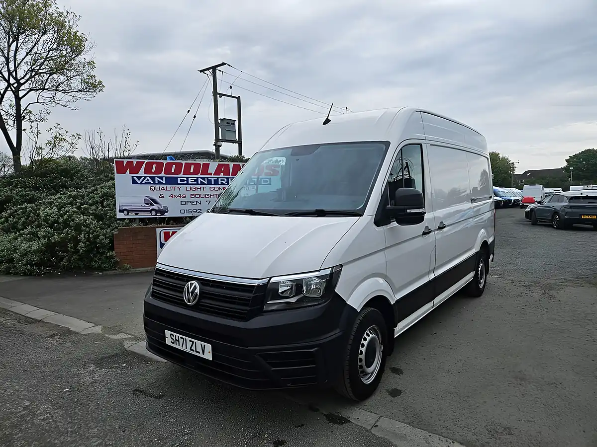 Used 2022 Volkswagen Crafter Startline White - Interior and Exterior details 4