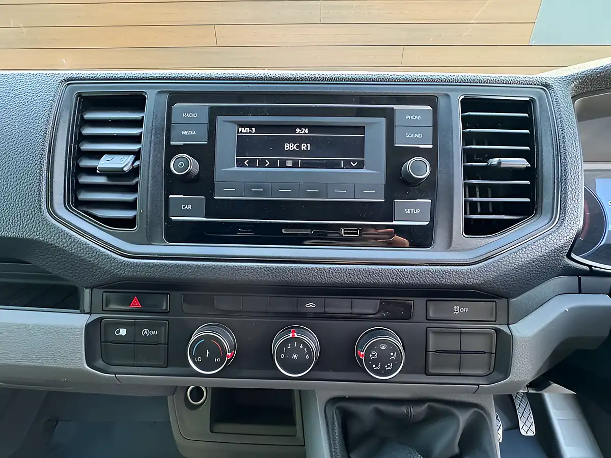 Used 2022 Volkswagen Crafter Startline White - Interior and Exterior details 17