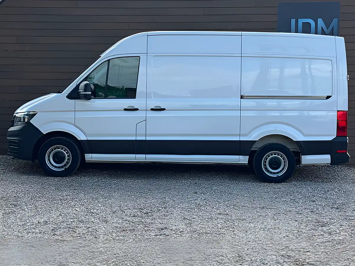 Used 2022 Volkswagen Crafter Startline White - Interior and Exterior details 8