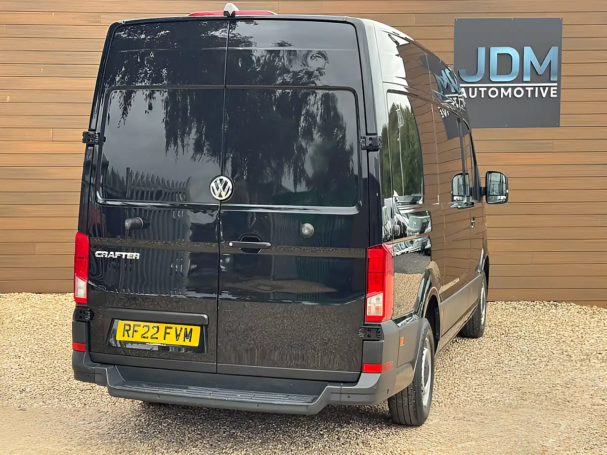 Used 2022 Volkswagen Crafter Trendline Black - Interior and Exterior details 3