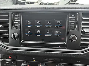 Used 2022 Volkswagen Crafter Trendline Red - Interior and Exterior details 15