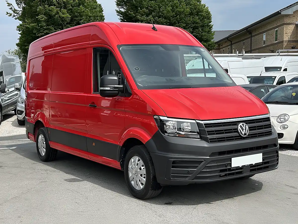 Used 2022 Volkswagen Crafter Trendline Red - Interior and Exterior details 6